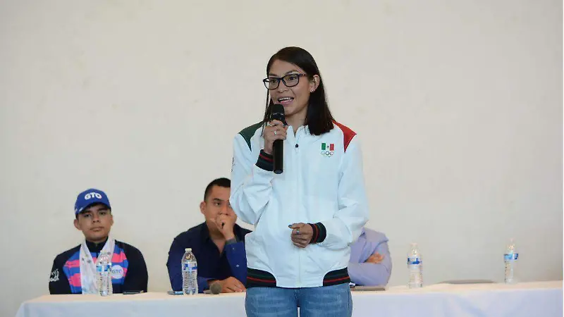 Laura3